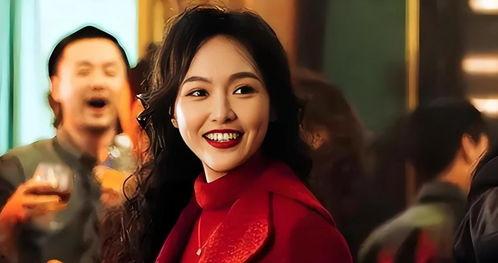 锈色月光,探寻历史尘埃中的诗意光辉